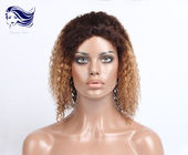 Le parrucche ricce del pizzo della parte anteriore dei capelli umani mettono il colore in cortocircuito di Ombre delle parrucche dei capelli umani